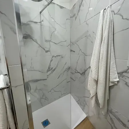 Luvystay Apartment *